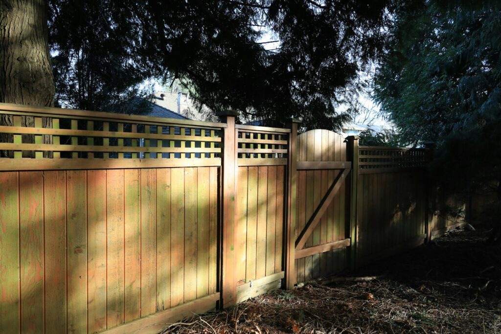 Backyard Privacy Ideas Using Residential Fencing in Fort Pierce
