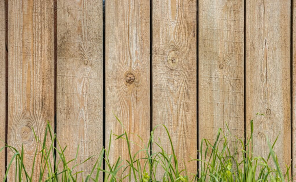 Vinyl Fence Styles and Colors for Fort Pierce Coastal Homes: Sun and Salt Rated