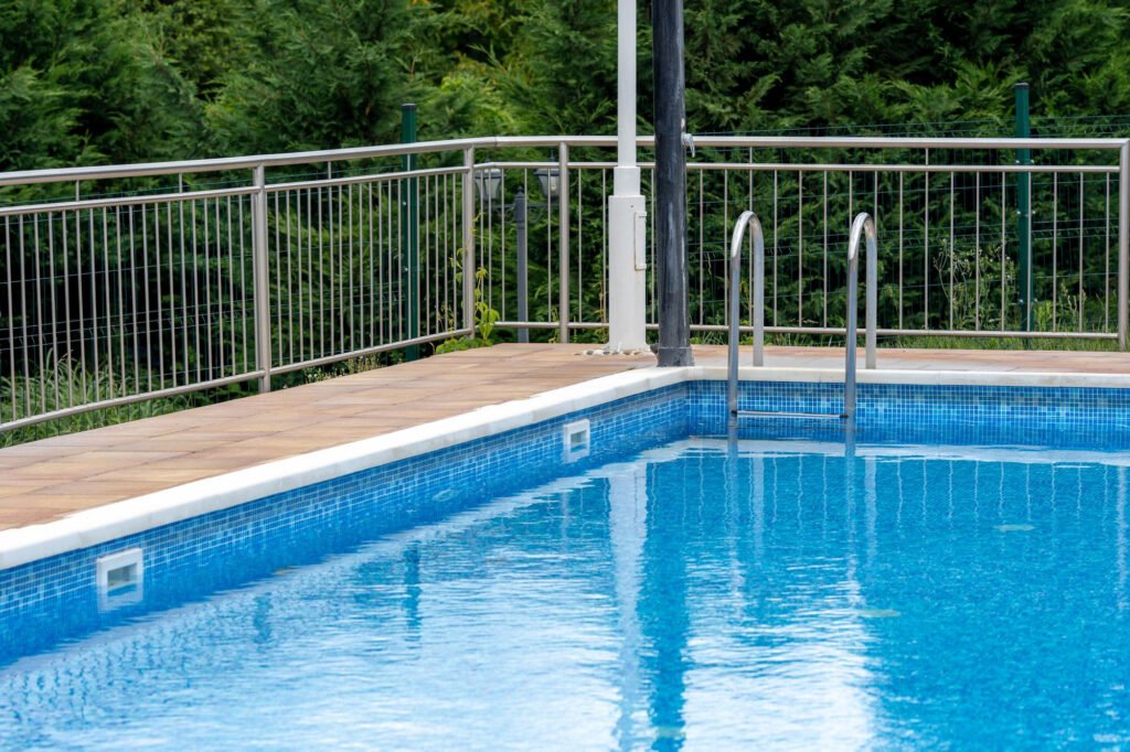 What Pool Owners Should Know About Aluminum Fence Installation in Vero Beach